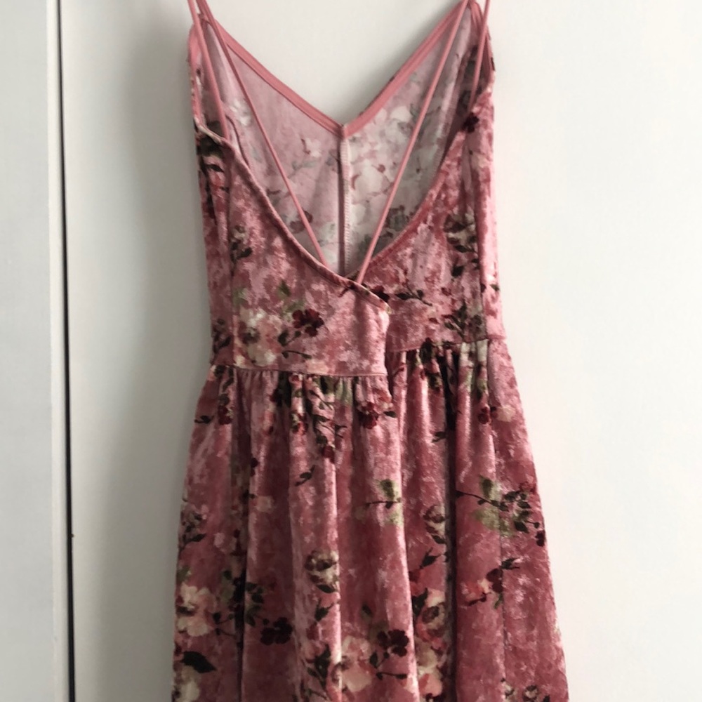 NEW PACSUN LA Hearts velvet floral romper - Picture 4 of 4